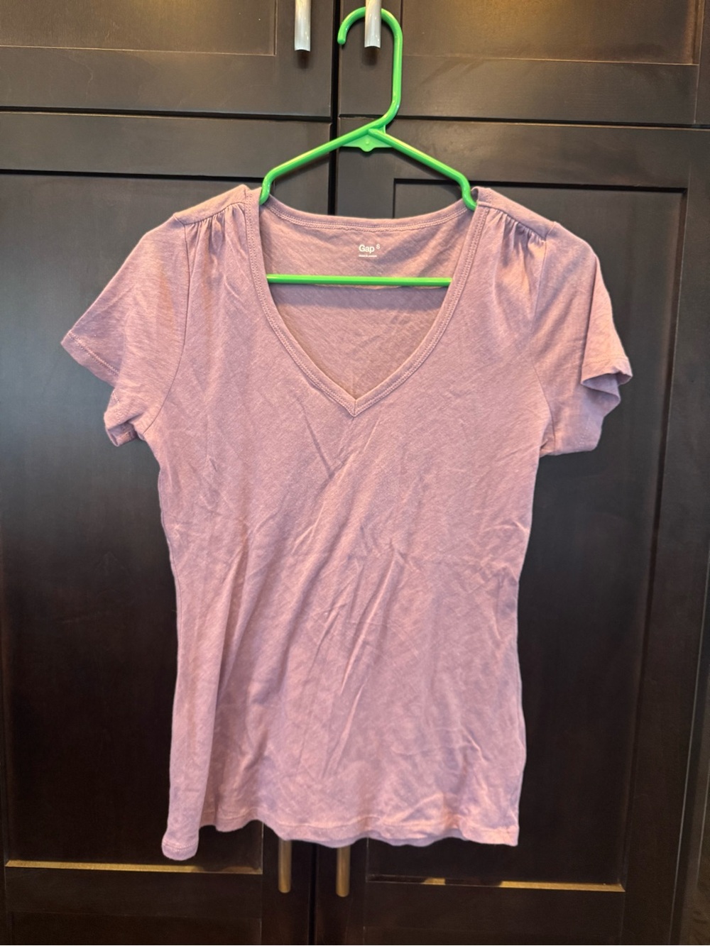 GAP Lavender V-Neck Short Sleeve Tee
